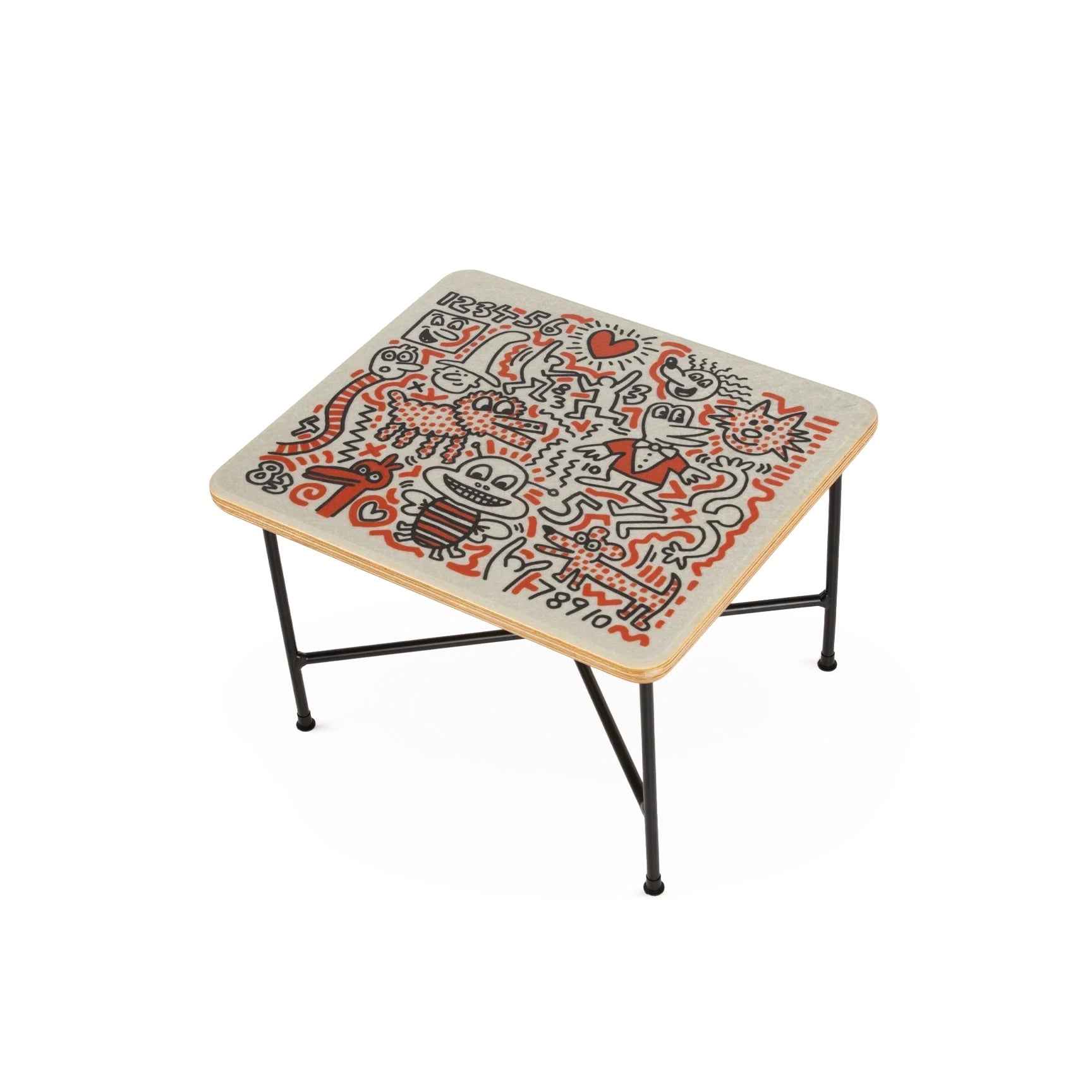 隆村上 Modernica Aiko Table Case Study® Fiberglass Keith Haring Pets and Friends Aiko Table