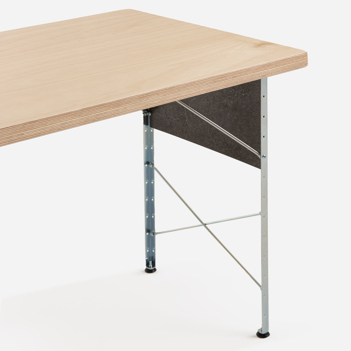 Case Study® Work Table – Modernica