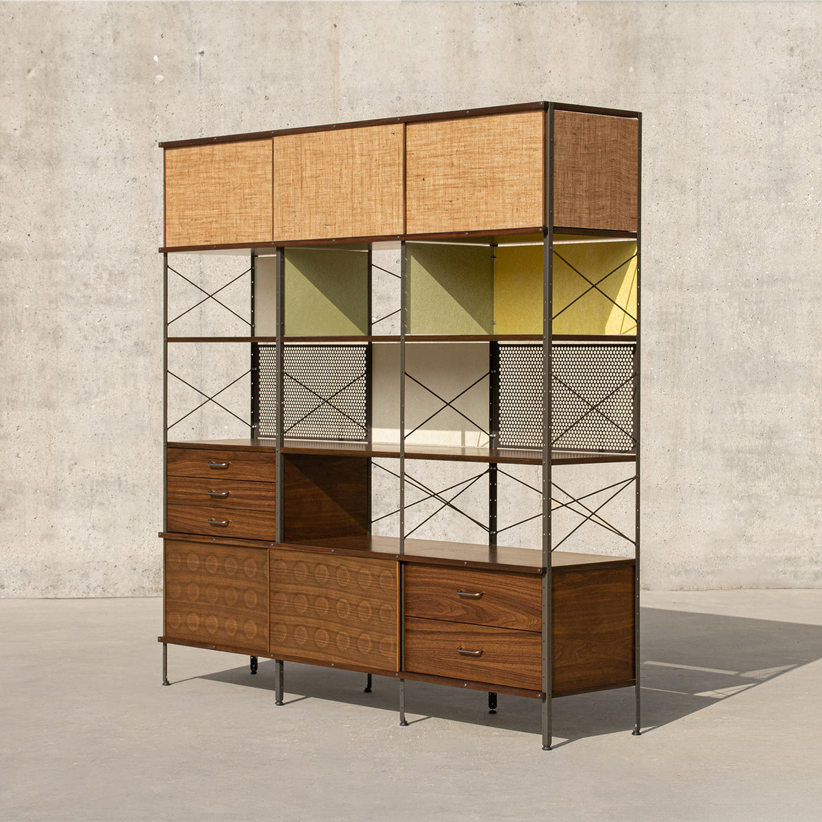 【Anna】MODERNICA/APE/CASE STUDY SHOP Case Study® Desk with Fiberglass Panels – Modernica