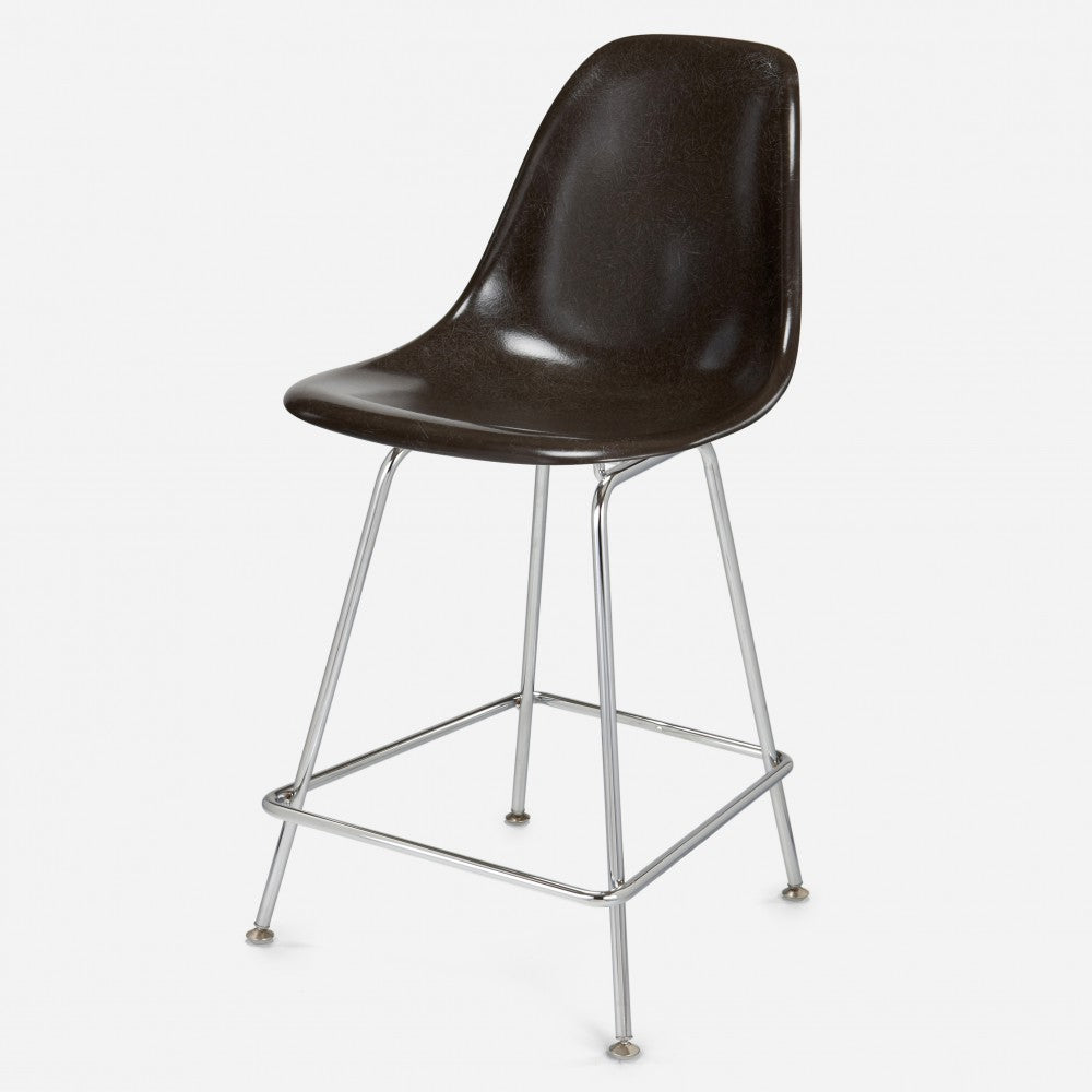 導入事例® 家具 サイドシェル Hベース カウンタースツール 導入事例® 家具 サイドシェル Hベース カウンタースツール