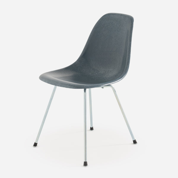 Case Study® Fiberglass X-Base Dining Side Chair – Modernica