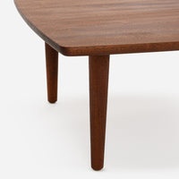 case-study®-furniture-テーパーエッジ付き無垢材コーヒーテーブル