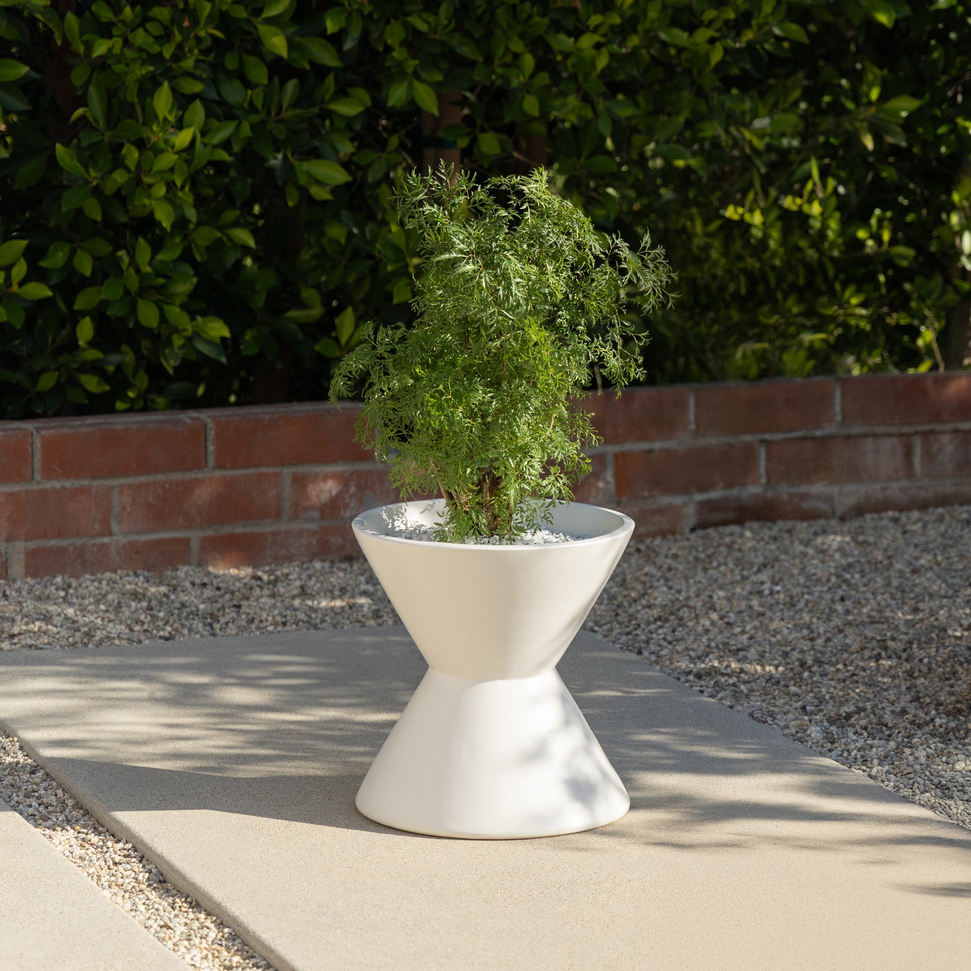 Case Study® Hourglass Planter