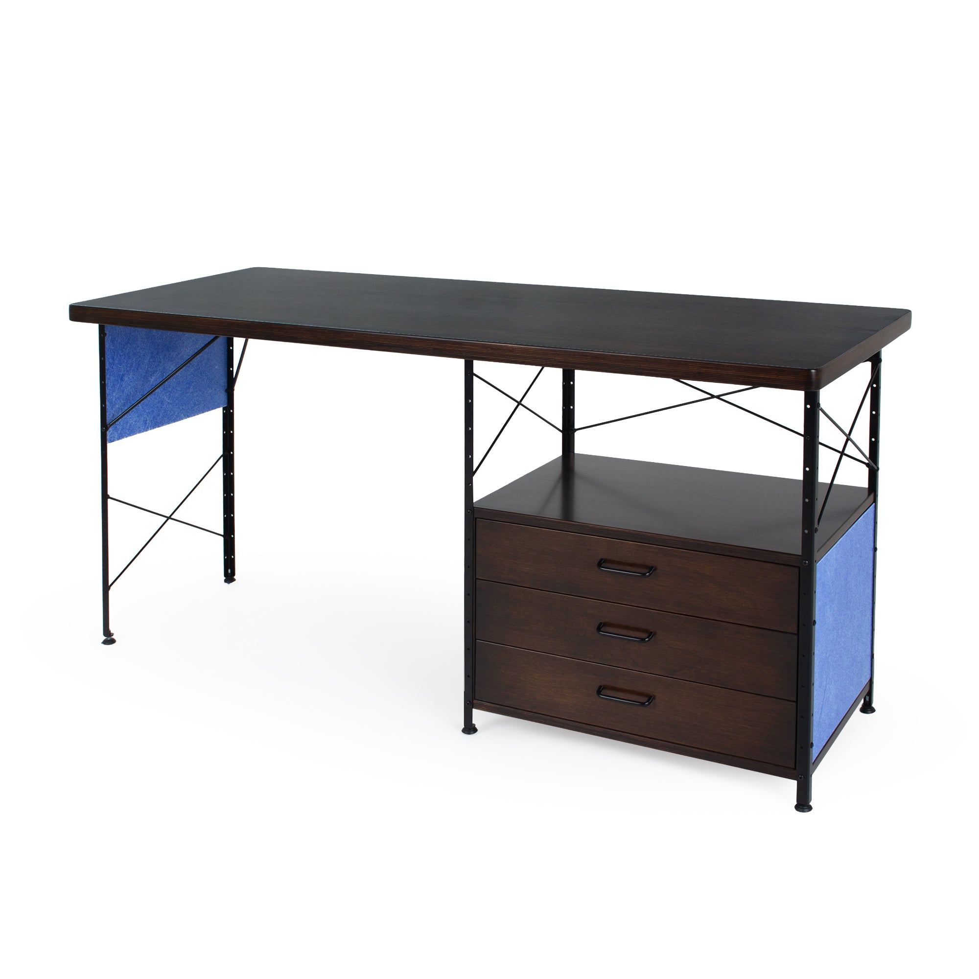 Case Study® Desk with 3 Drawers