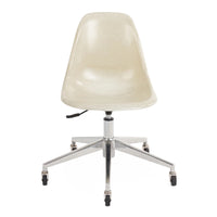 Case Study® Fiberglass Rolling Side Chair