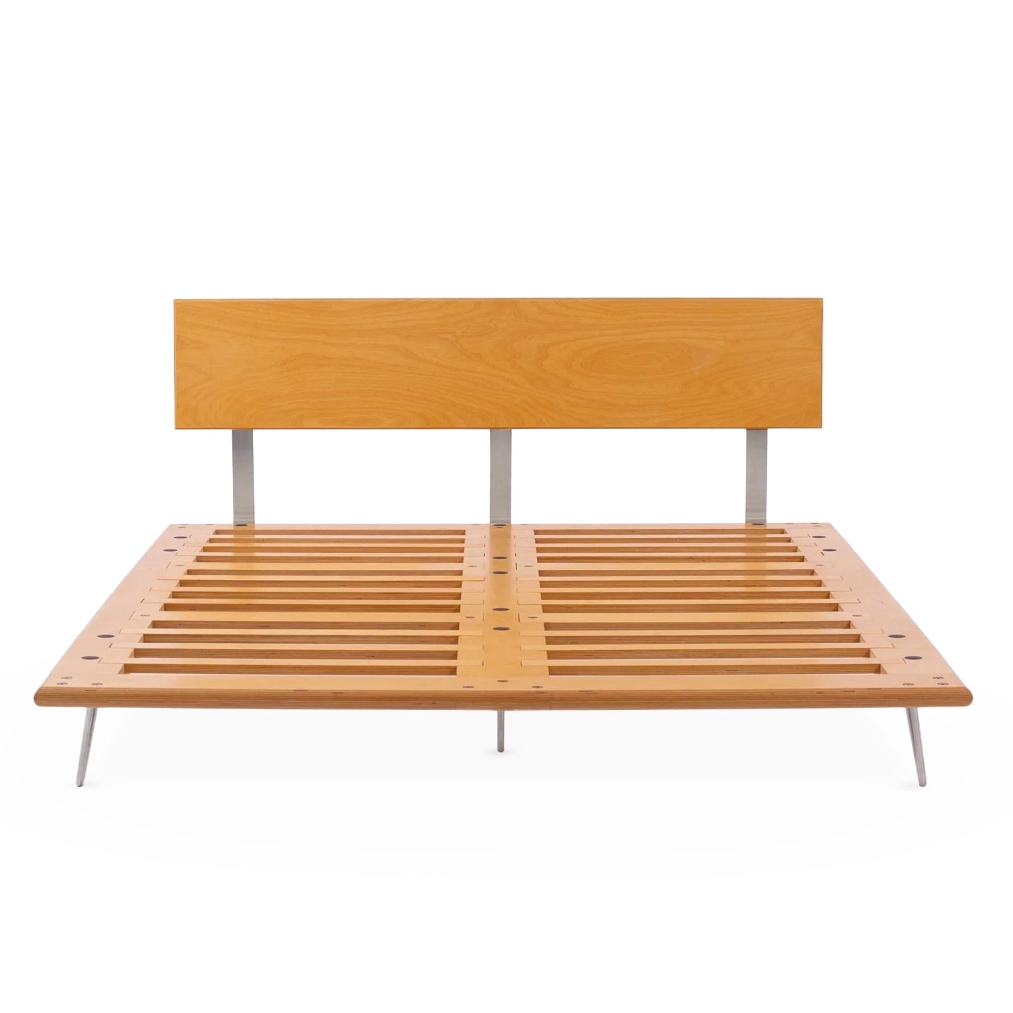 Case Study® V-Leg Bed