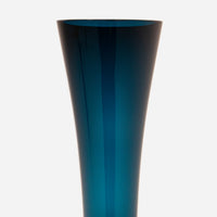 29-swedish-glass-vase-by-gullaskruf