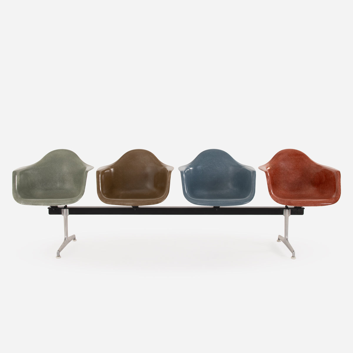 Bench Shells Eames Tandem Four Seater Bench With Fiberglass Shells – Modernica