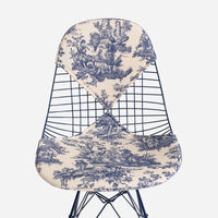 case-study-furniture®-wire-chair-with-toile-bikini