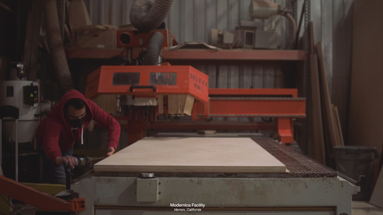 Load video: Tenon Bench