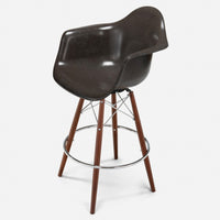 case-study®-furniture-arm-shell-dowel-bar-swivel-stool