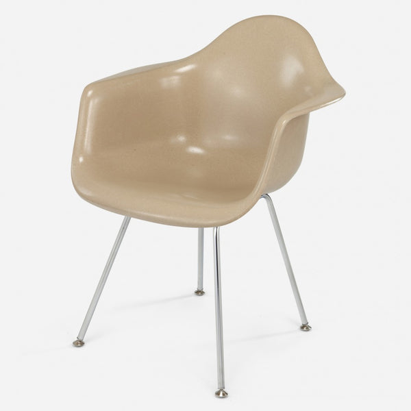 Case Study® Furniture Arm Shell H Base – Modernica Inc